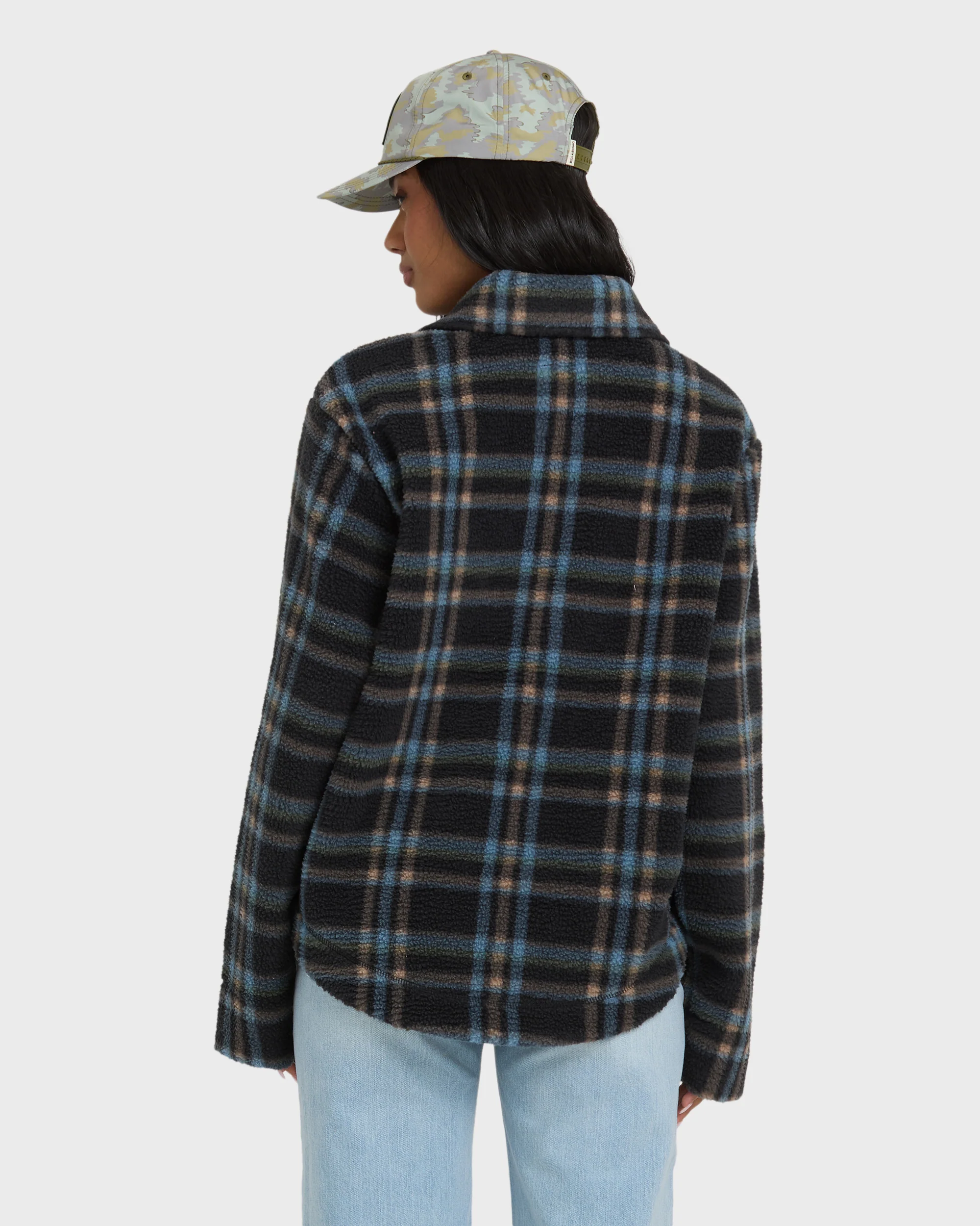 Breezy Sherpa Shacket - Black Sands - Image 7