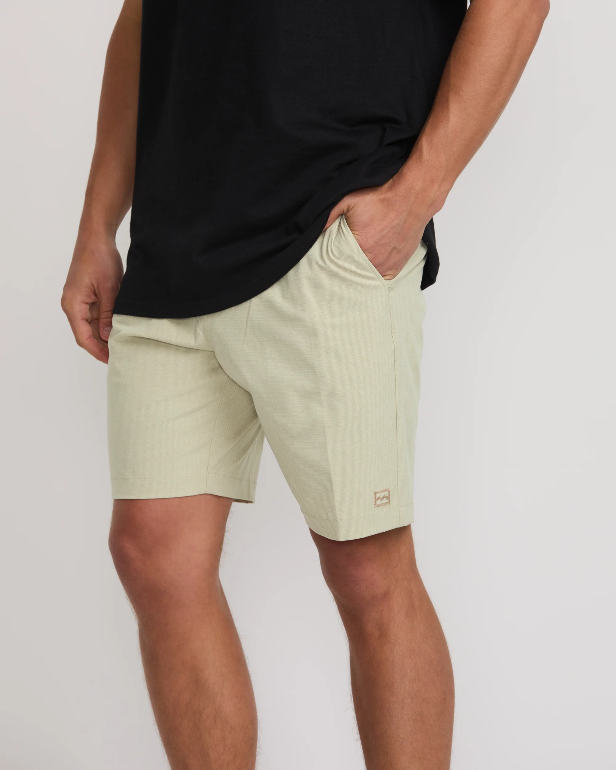 Crossfire Submersible 19" Hybrid Shorts - Moon - Image 7