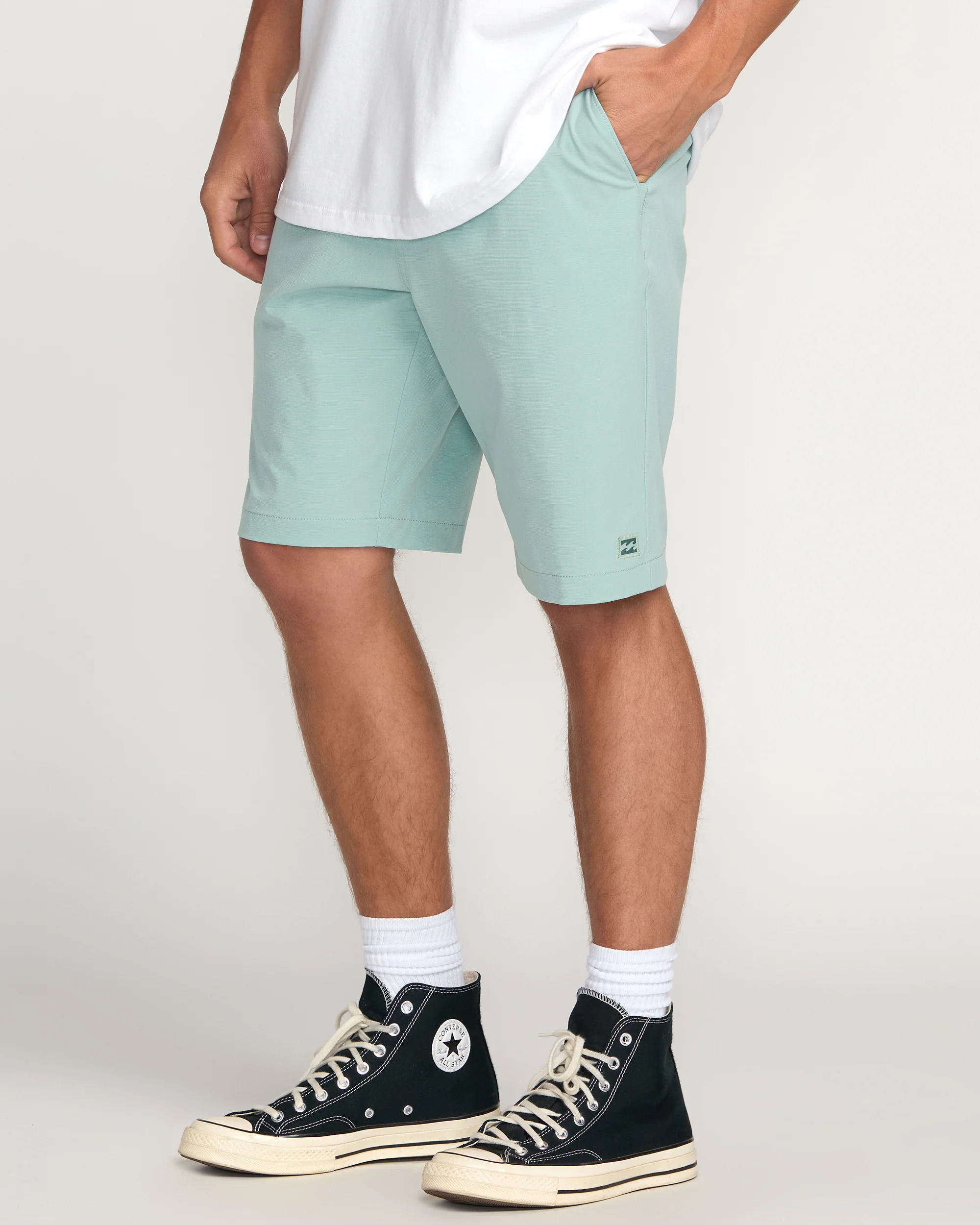 Crossfire Submersible 21" Hybrid Shorts - Seafoam - Image 6