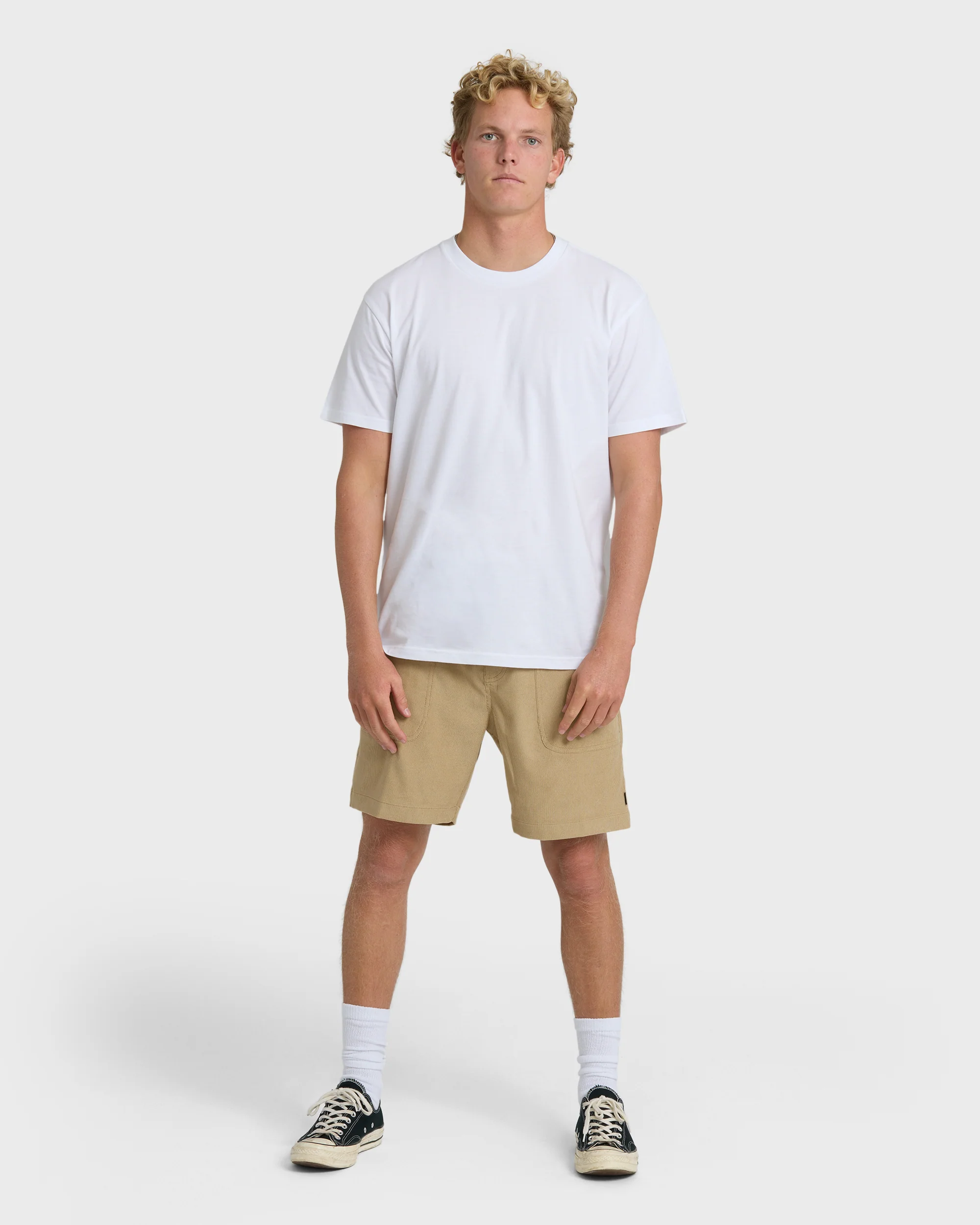 De La Cruz Submersible Hybrid Shorts - Khaki - Image 4