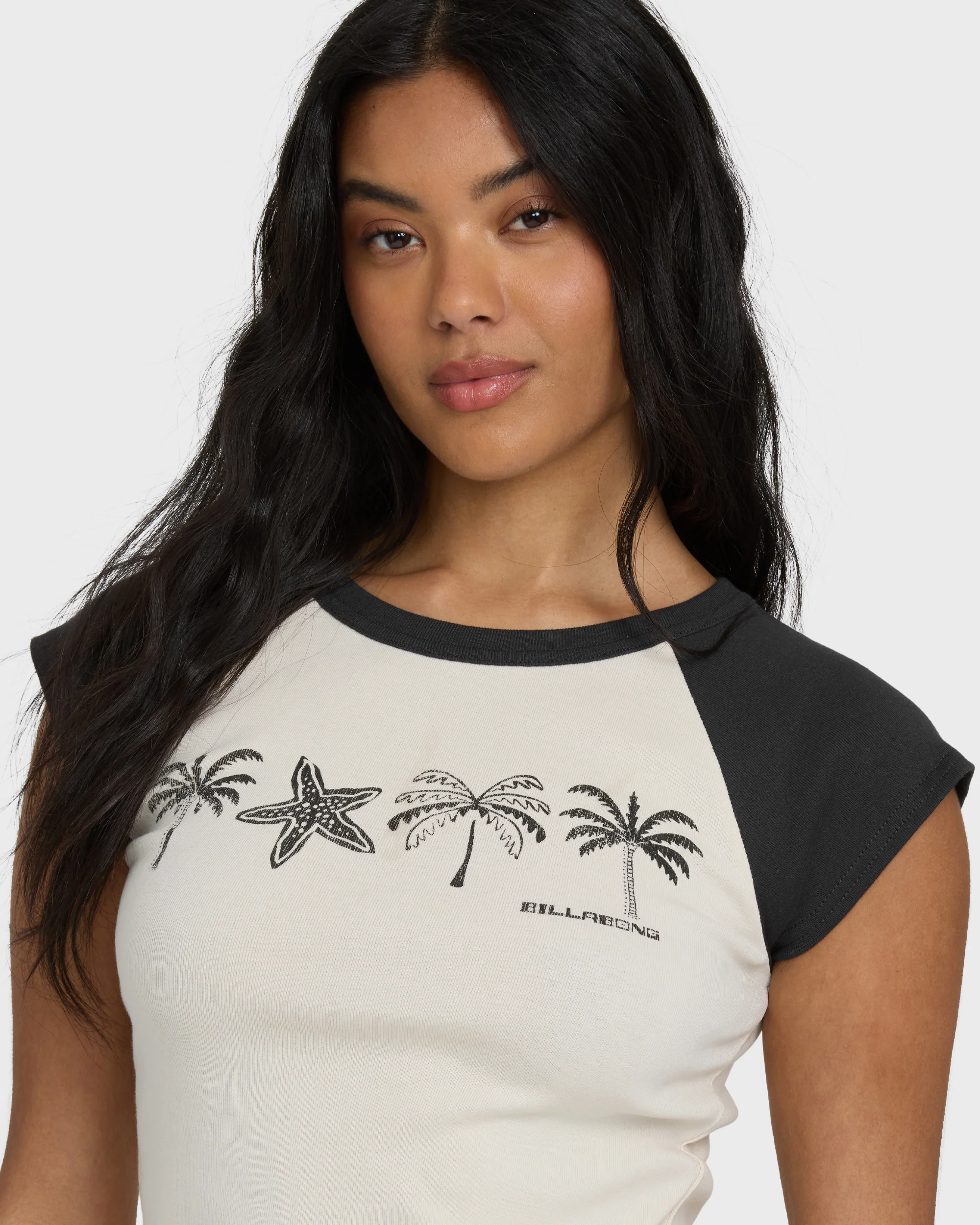 Des Tropic Short Sleeve Raglan Top - White Cap - Image 2