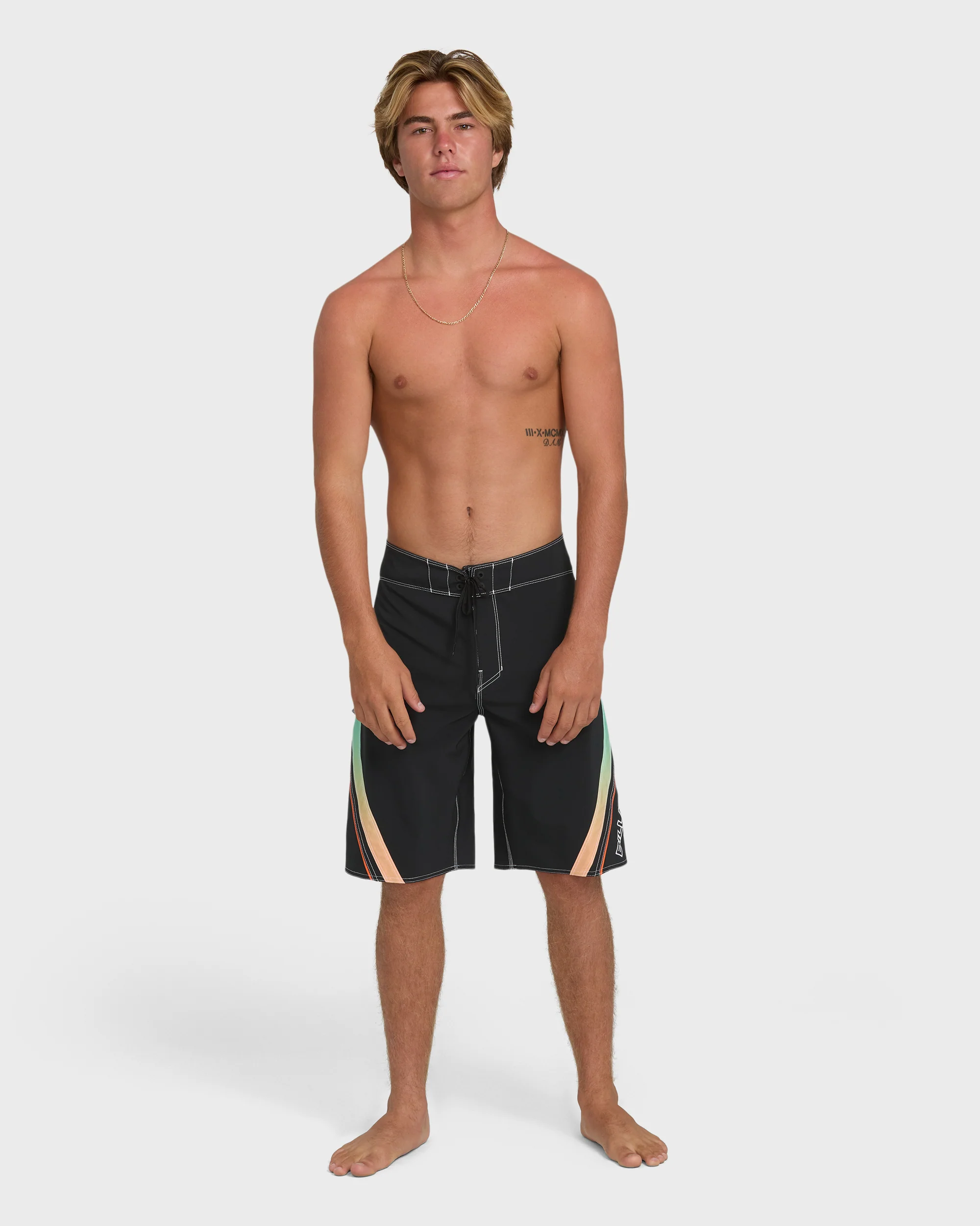 Fluid 2K Pro 21" Boardshorts - Black - Image 4