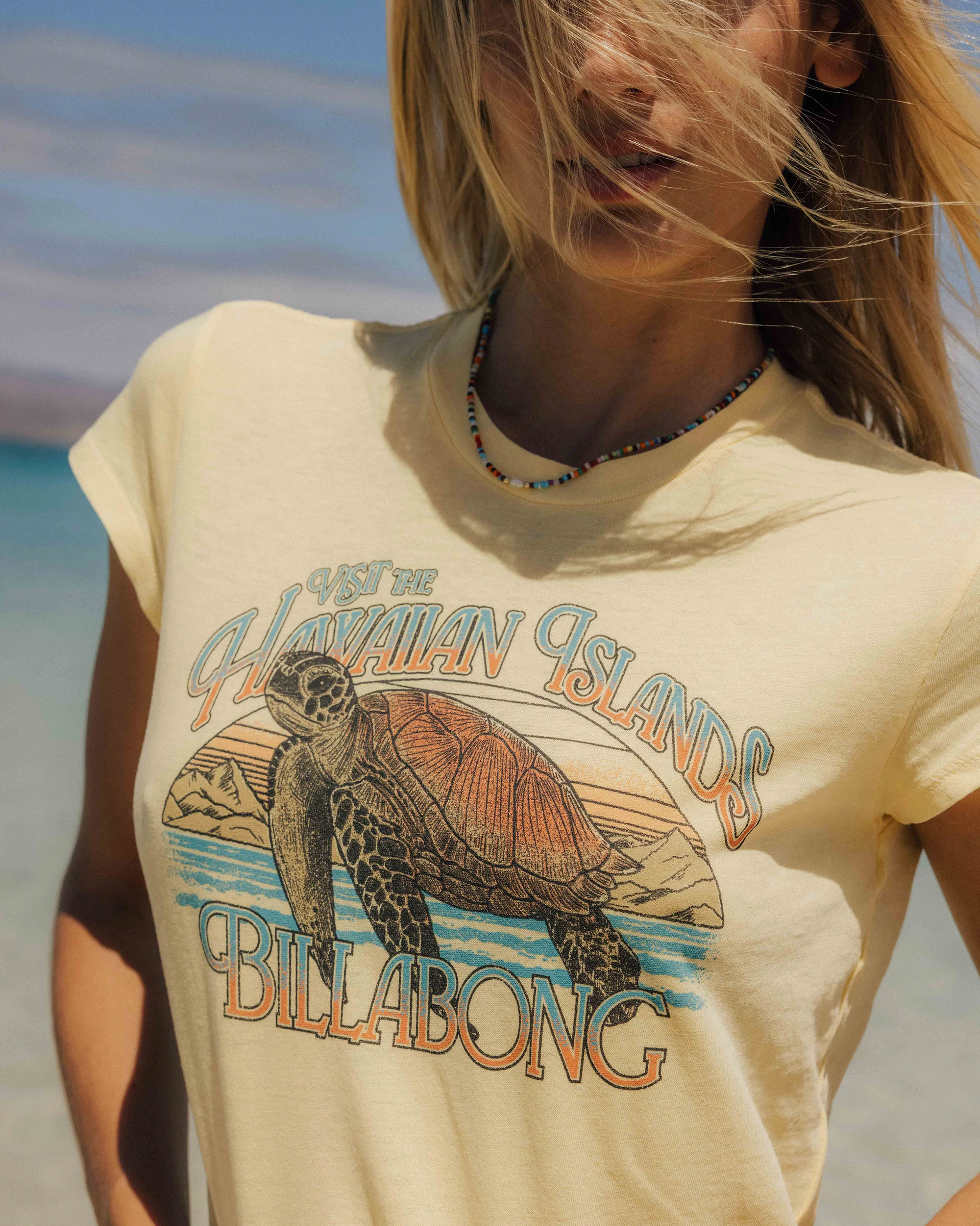Going On Vacay T-Shirt - Retro Yellow - Image 2