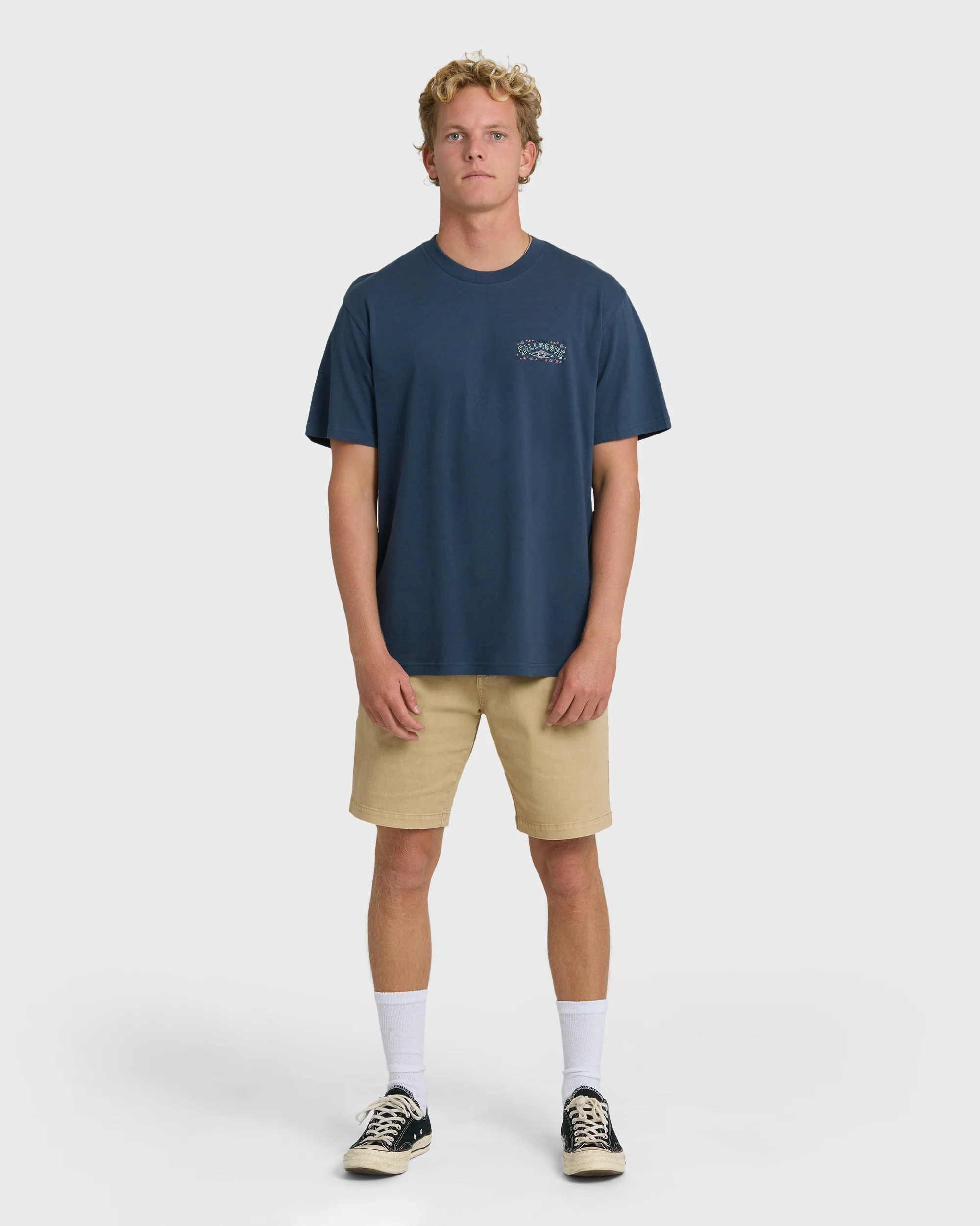 Heritage Arch Premium Short Sleeve T-Shirt - Dark Denim - Image 4