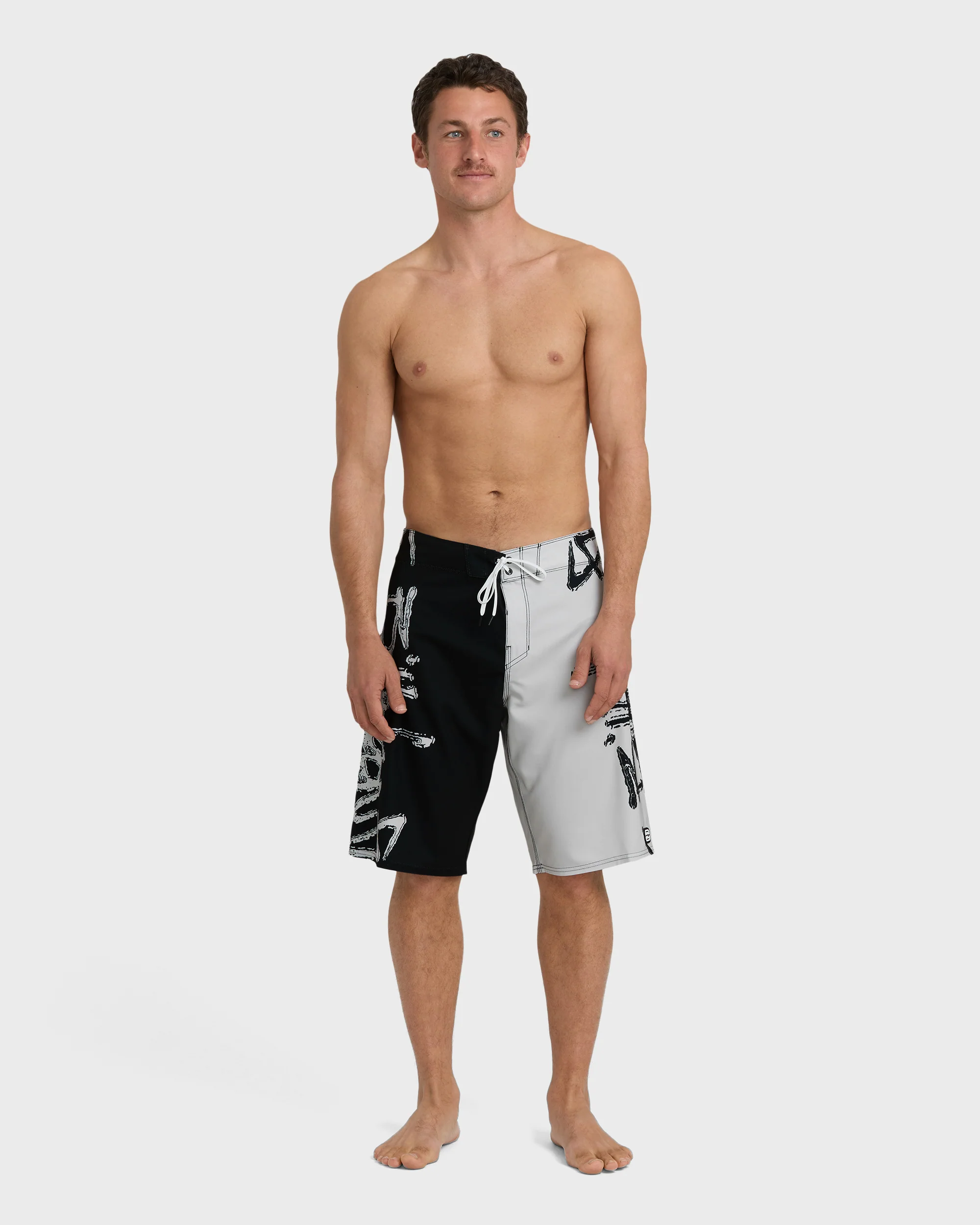 Inverted Pro 22" Boardshorts - Black/White - Image 6