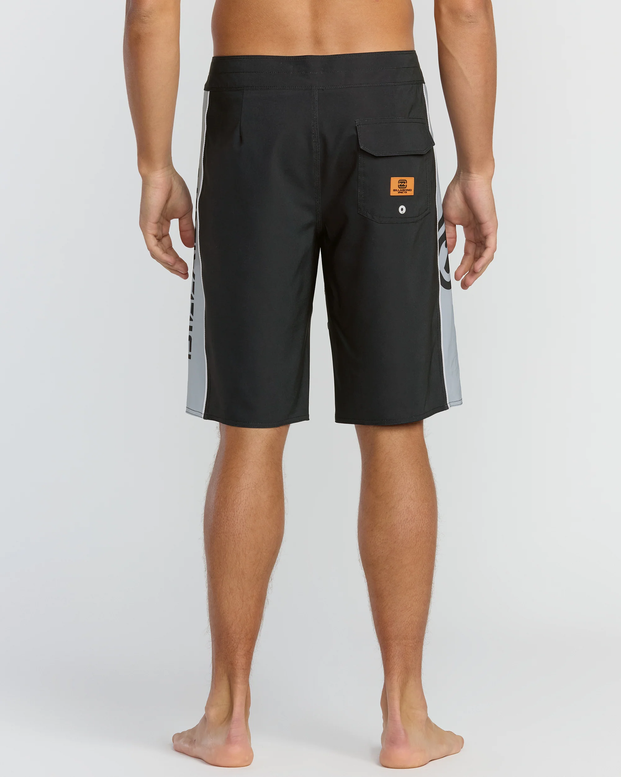 Spec 73 D Bah 2.0 Pro 20" Boardshorts - Black - Image 2
