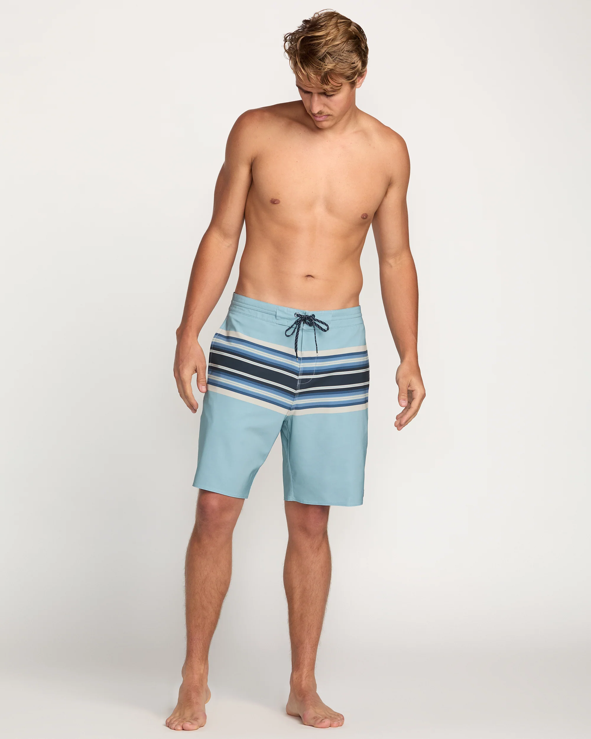 Spinner Lo Tide 19" Boardshorts - Washed Blue - Image 5