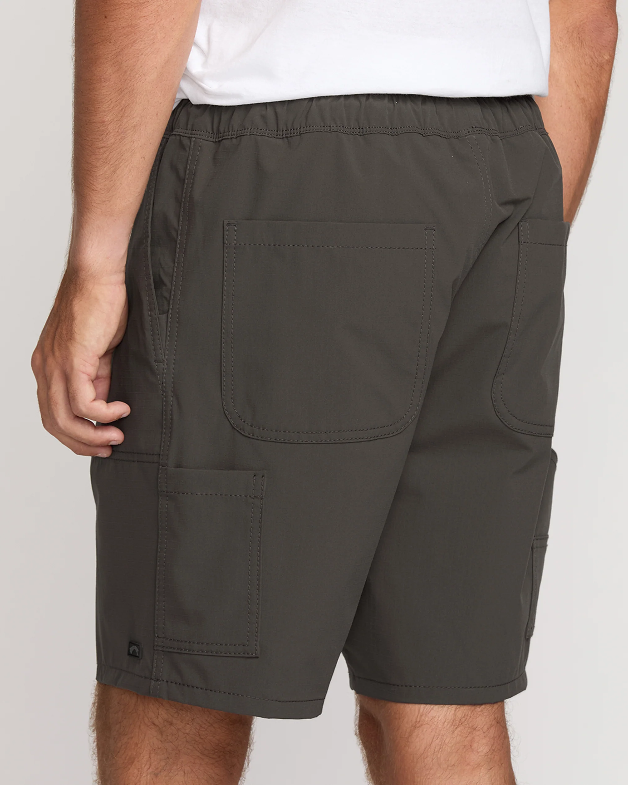 Surftrek Utility Elastic 18" Hybrid Shorts - Raven - Image 8