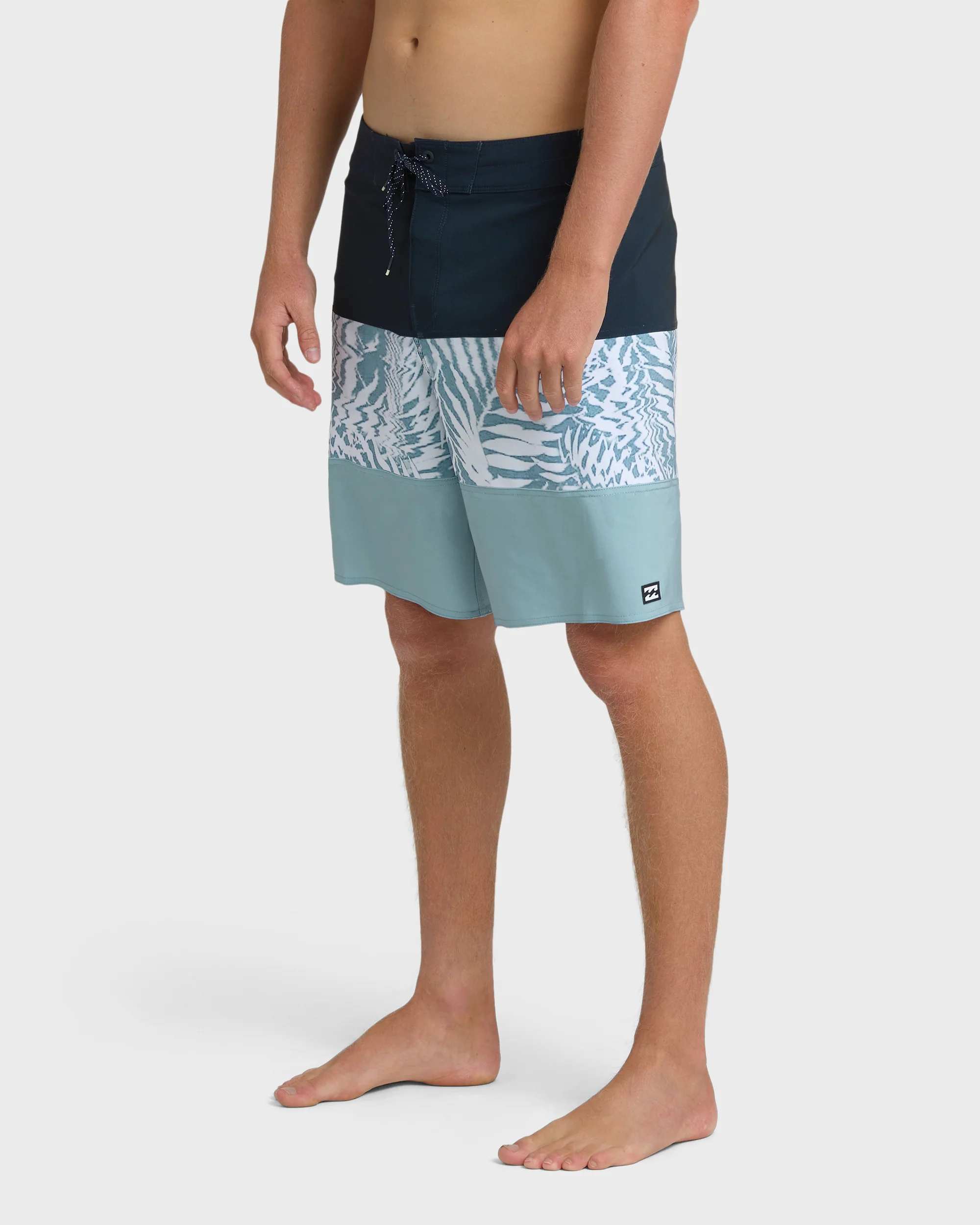 Tribong Pro 19" Boardshorts - Blue Fog Multi - Blue Fog - Image 3